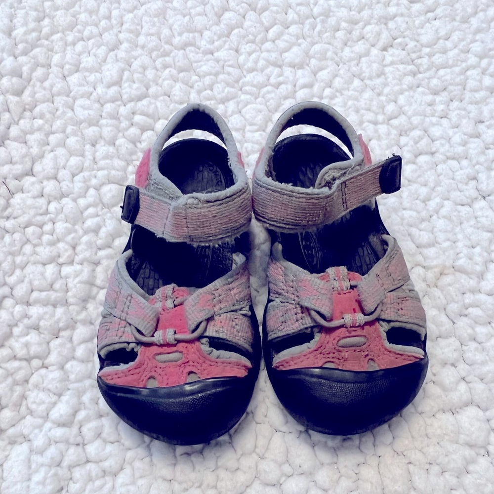 Keen toddler Sandals